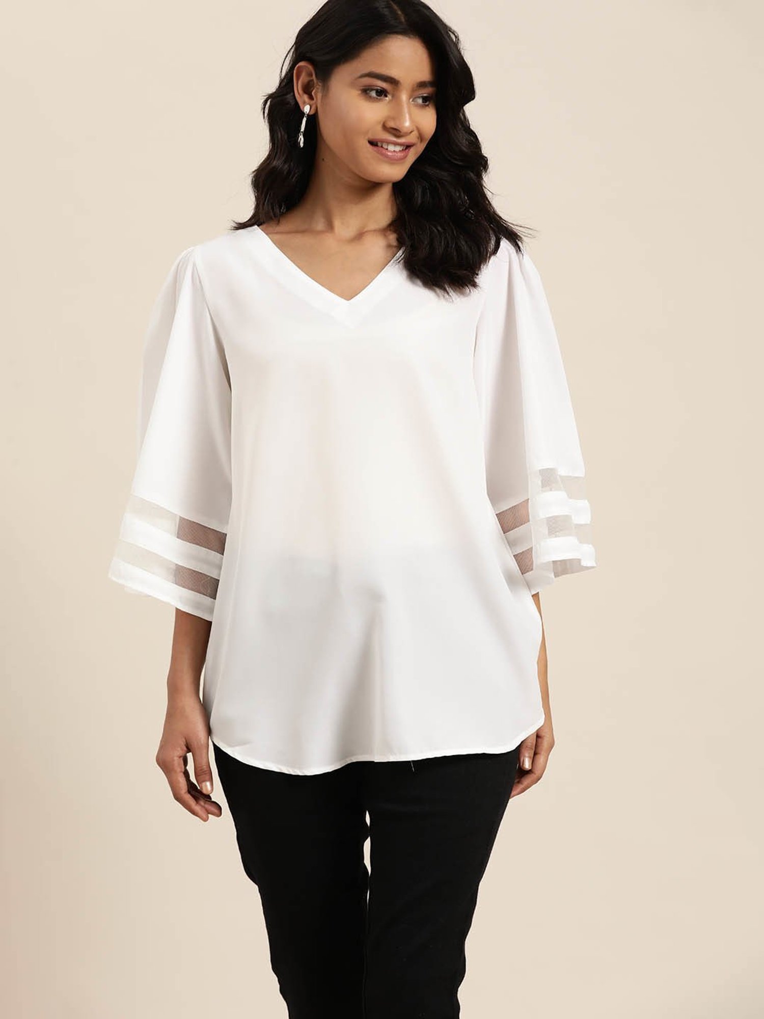 Qurvii White Regular Fit Top