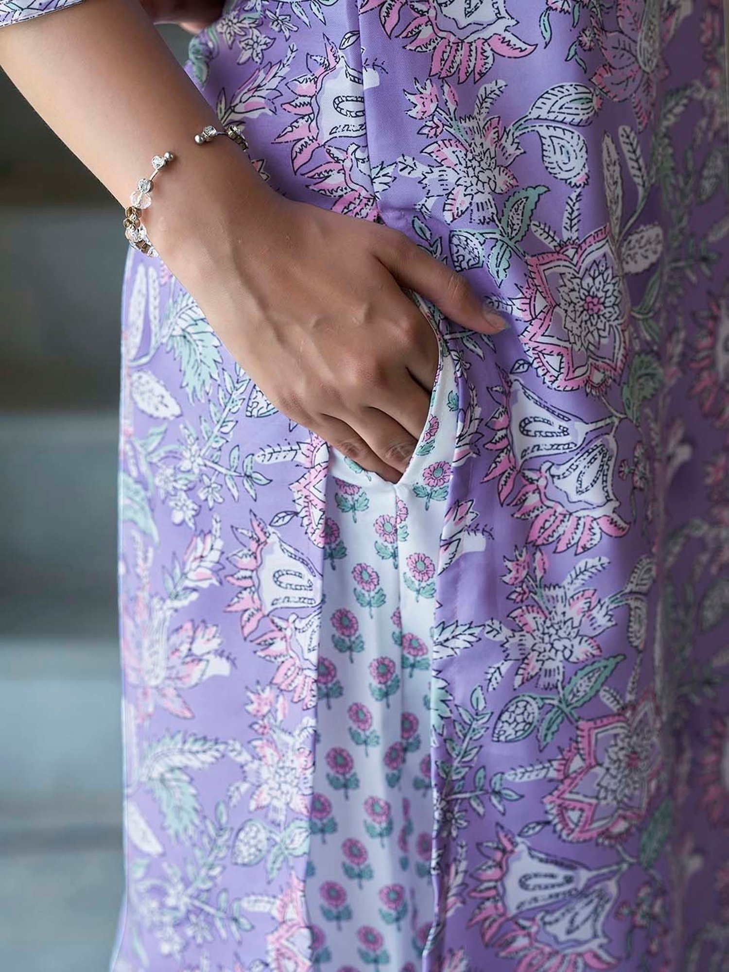 Skylee Multicolor Floral Kurta With Pant & Dupatta