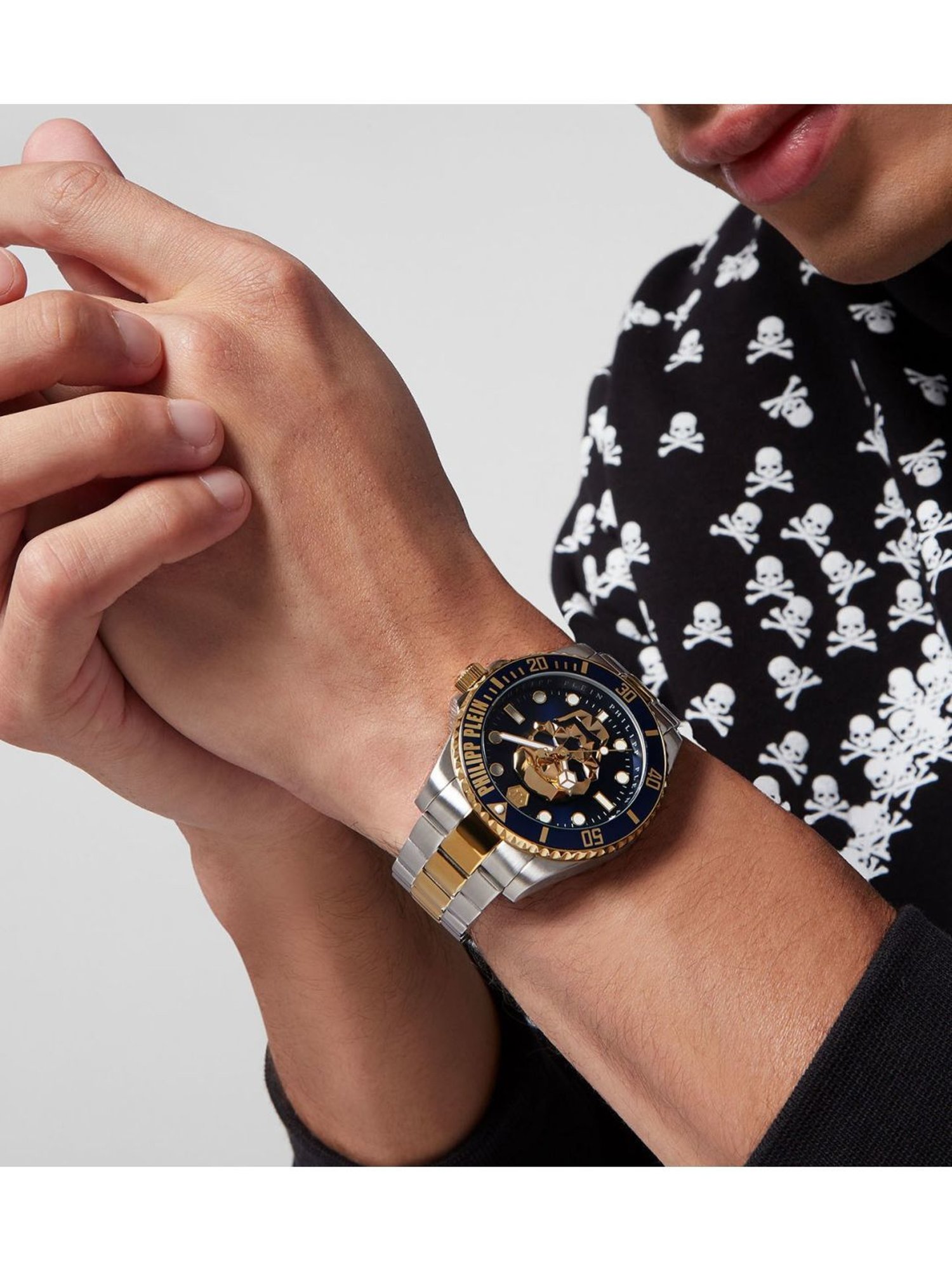 PHILIPP PLEIN PWOAA0722 The Skull Diver Analog Watch for Men