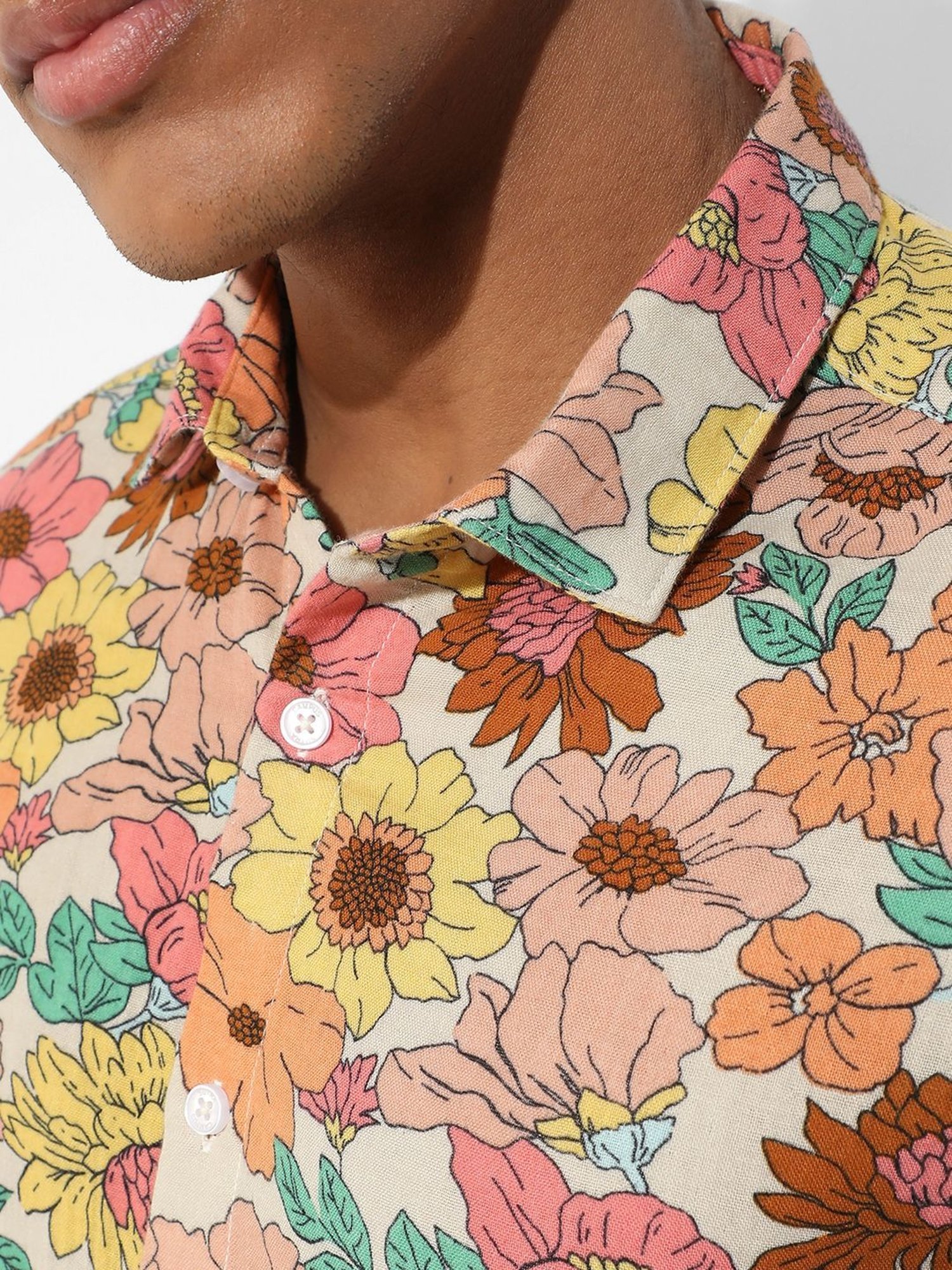 Campus Sutra Multicolored Regular Fit Floral Print Shirt
