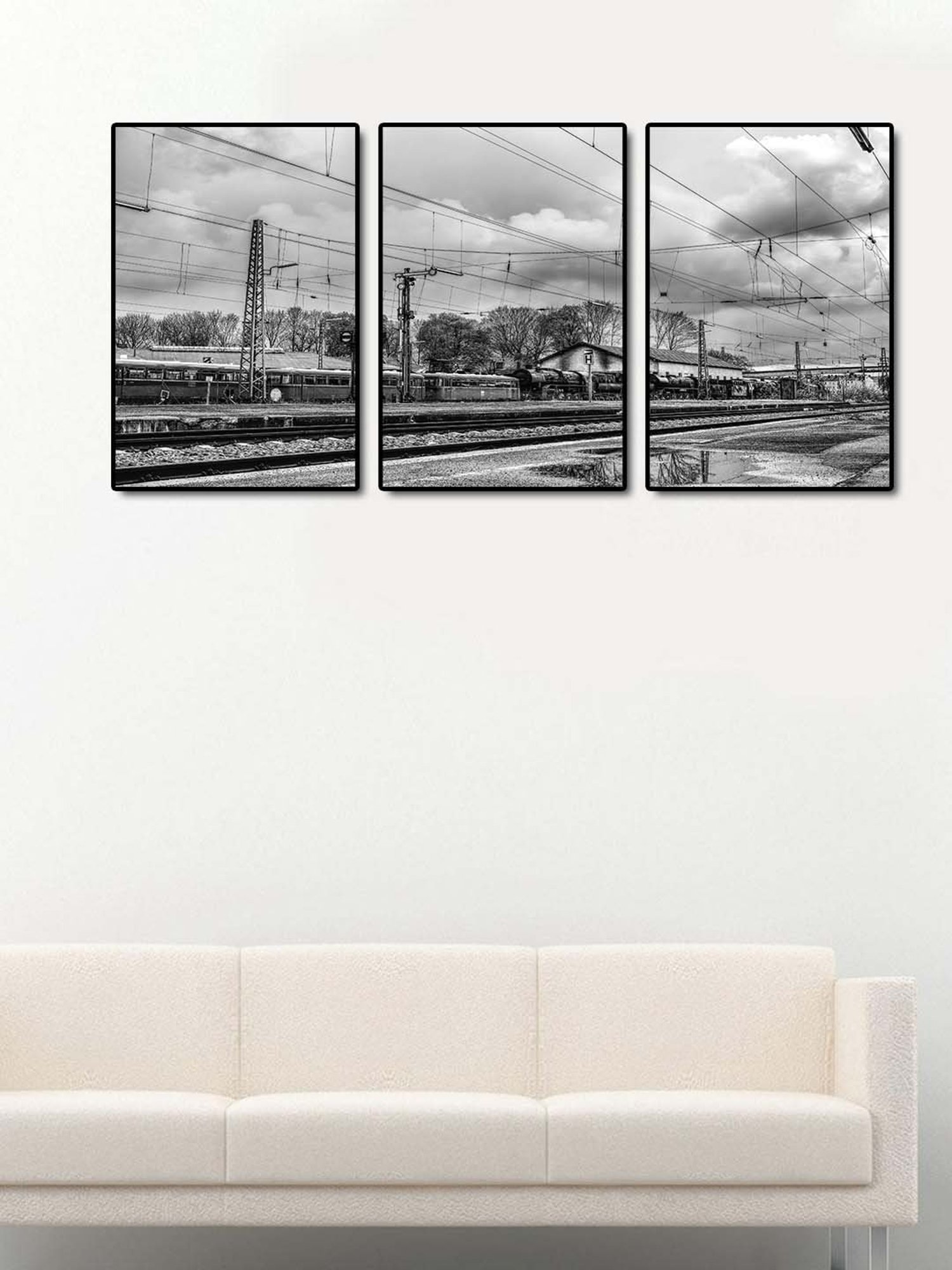 999store Black & Grey Printed Train Painting Set Of 3