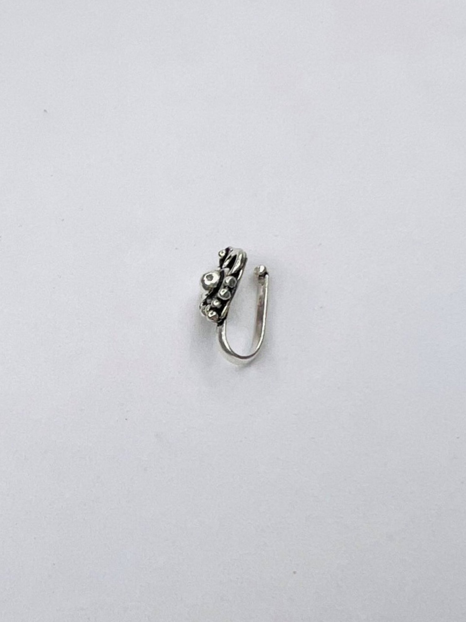 Zavya 92.5 Sterling Silver Floral Nosepin for Women