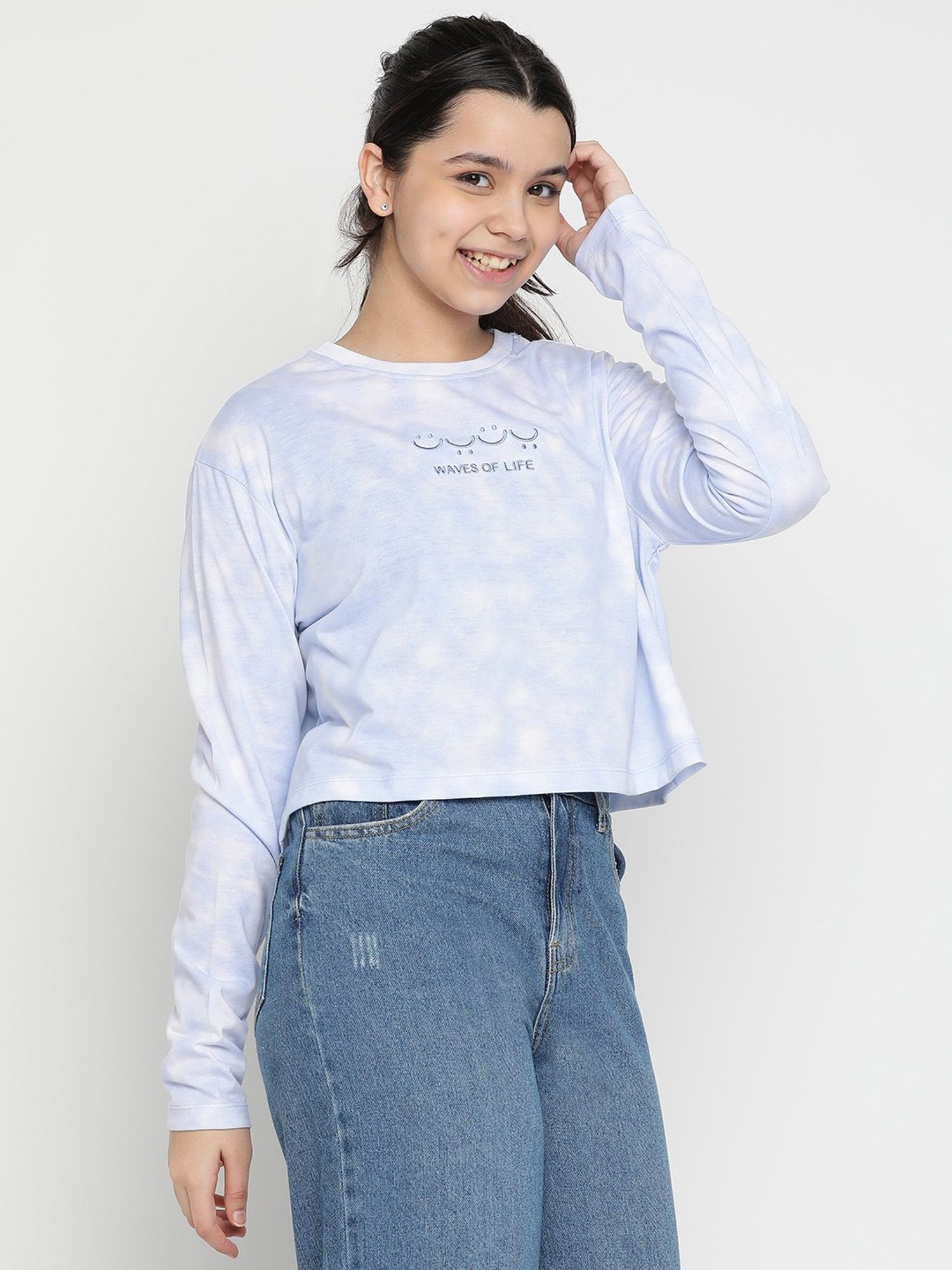 Lil Tomatoes Kids Blue & White Graphic Print Full Sleeves Crop Top