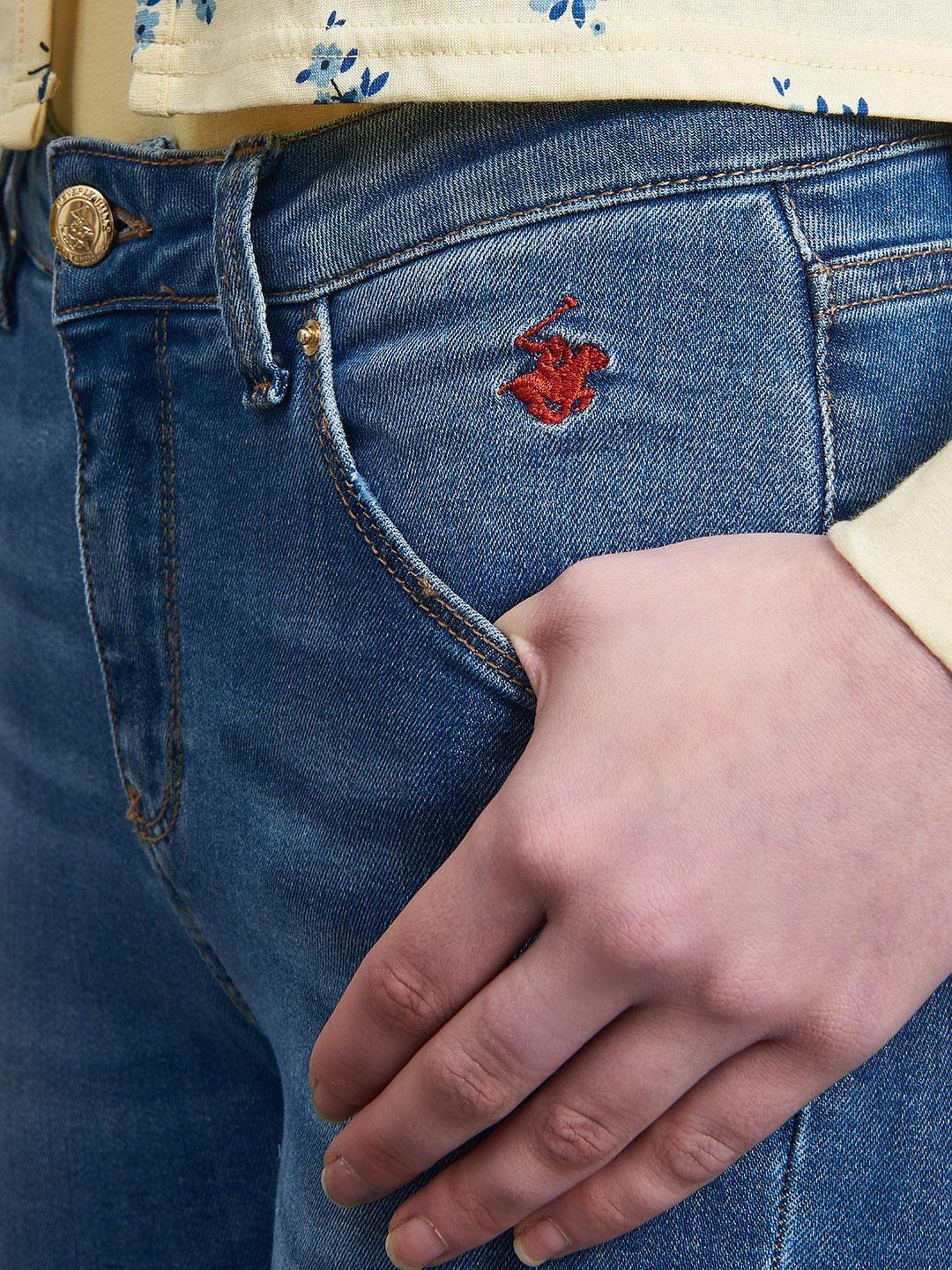 Beverly Hills Polo Club Yellow Printed Shrug