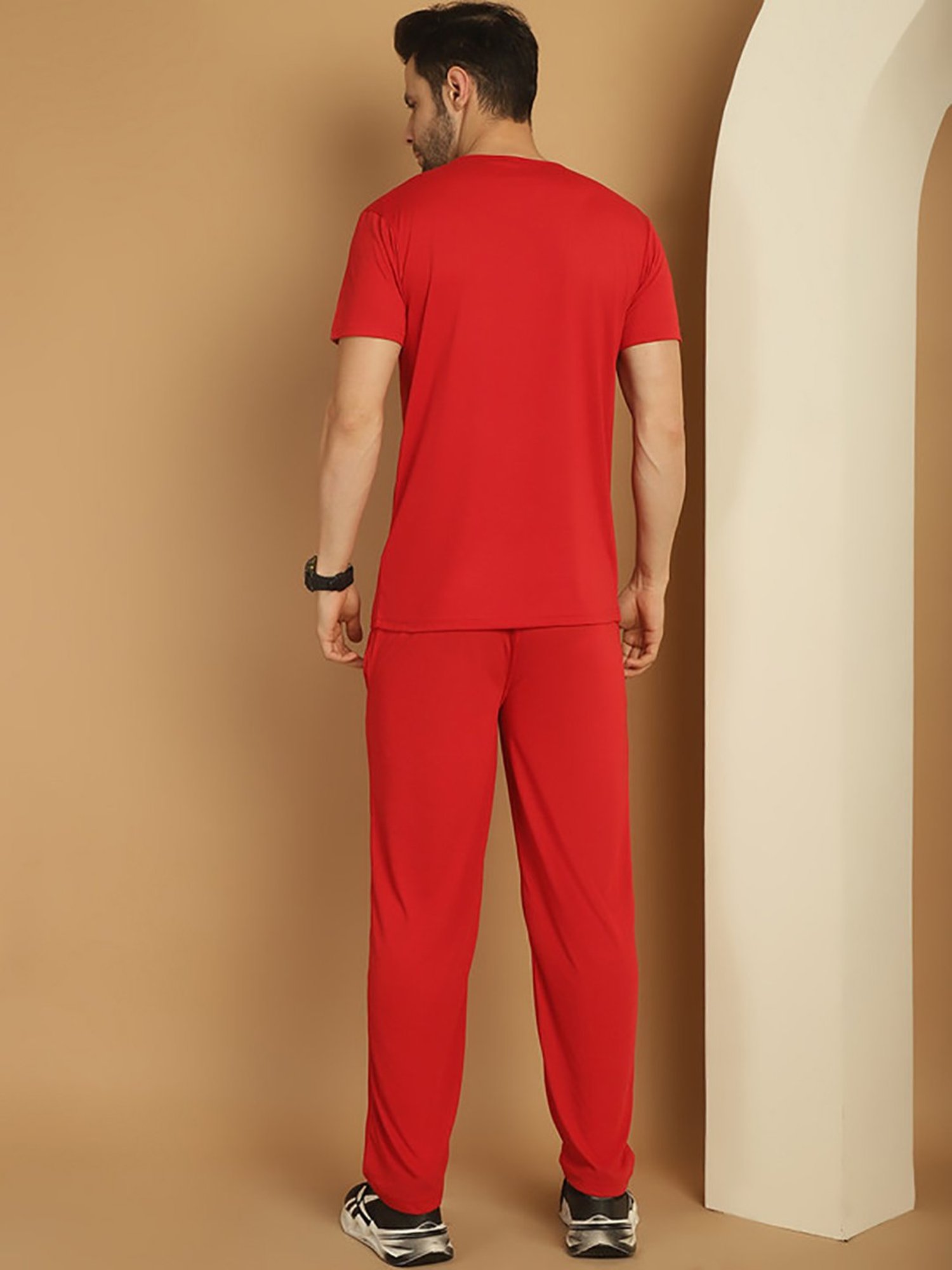 Vimal Jonney Red Regular Fit Printed T-Shirt & Trackpants Set