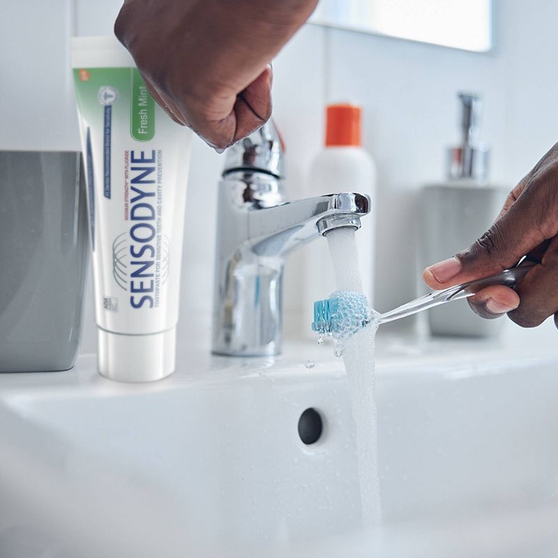 Sensodyne Fresh Mint Sensitivity Protection - 2ct/4oz