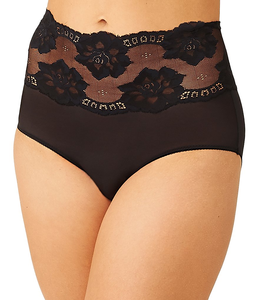 Wacoal Light & Lacy Brief Panty
