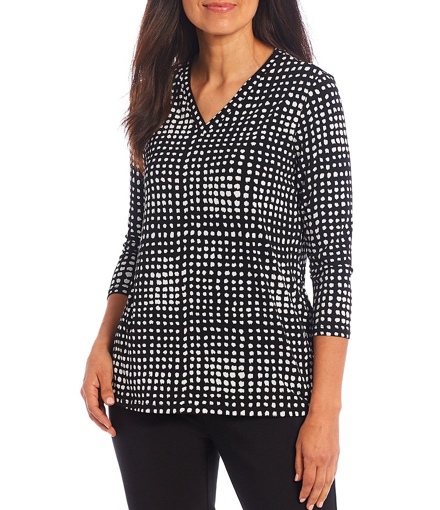 Investments 3/4 Sleeve Dot Print V-Neck Top