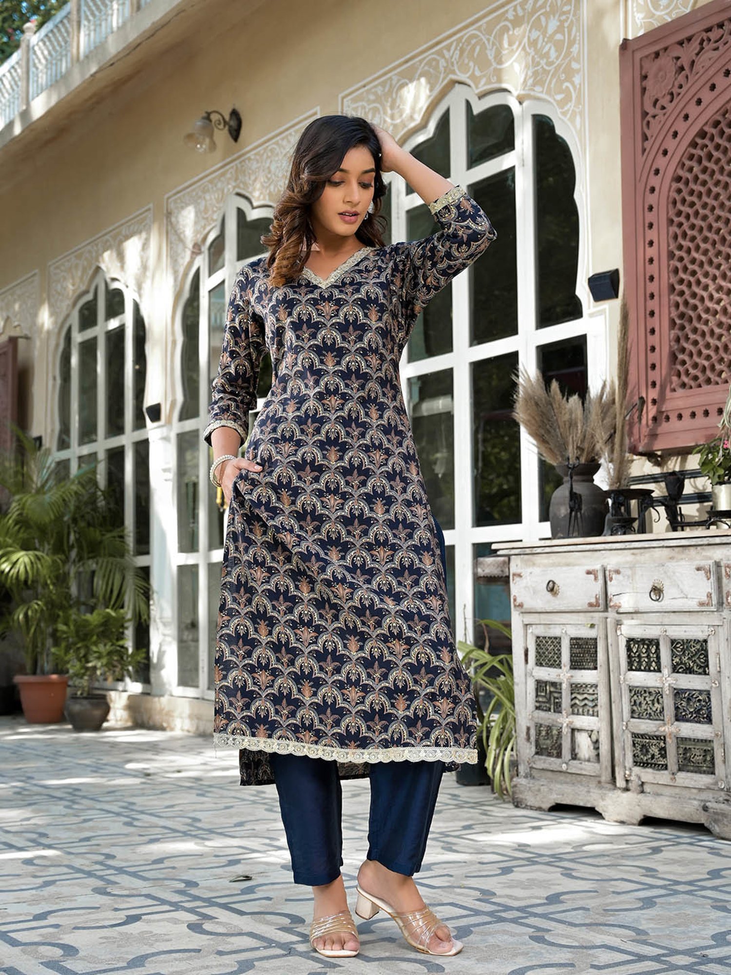 Yufta Navy Printed Kurta Pant Set