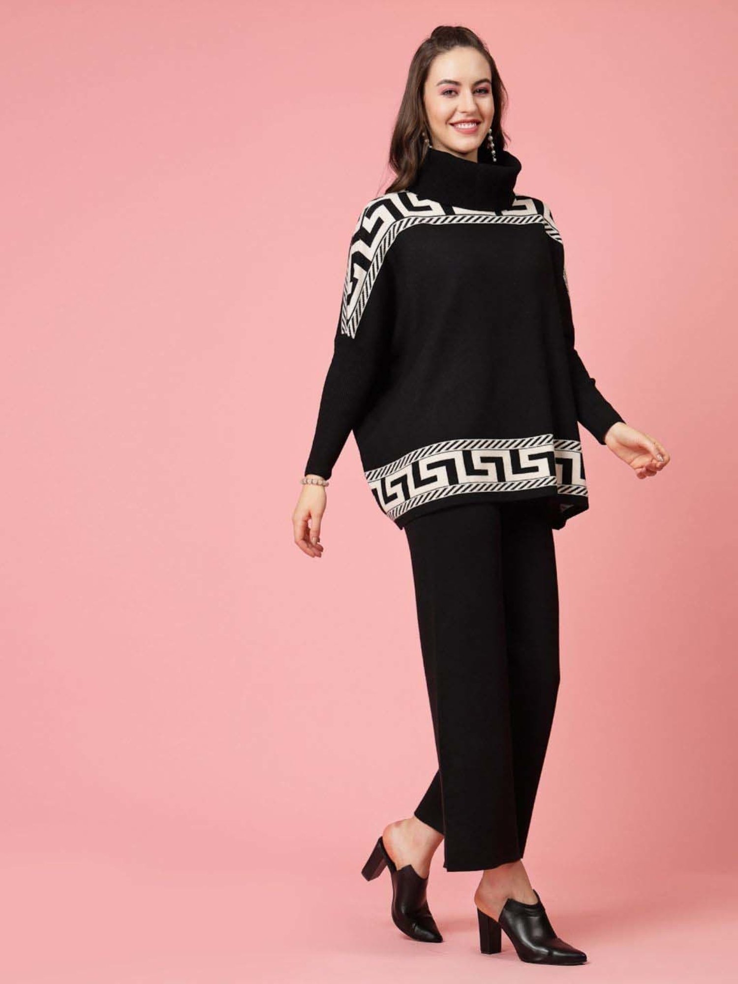 Mafadeny Black Printed Top Pants Set