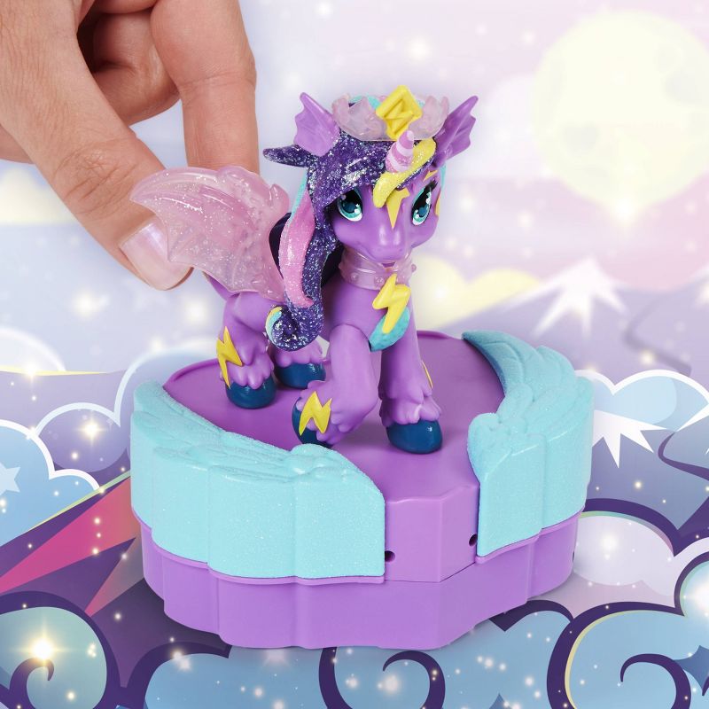 Hatchimals Pixies Riders Moonlight Mia Pixie & Unicornix Glider Hatchimal Set with Mystery Feature