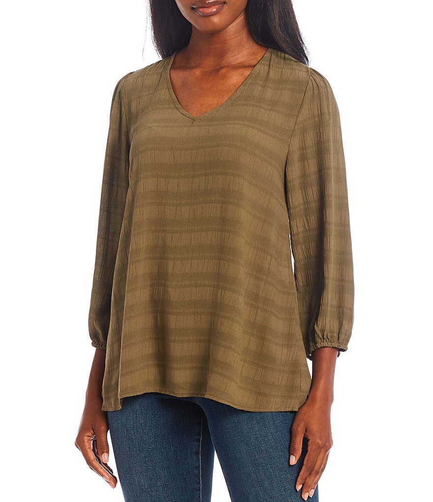 Bobeau Shadow Stripe Woven V-Neck 3/4 Sleeve Top