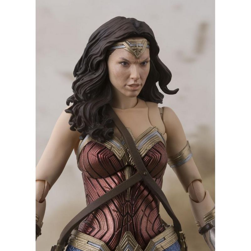 S.H. Figuarts - Wonder Woman - Justice League Action figures