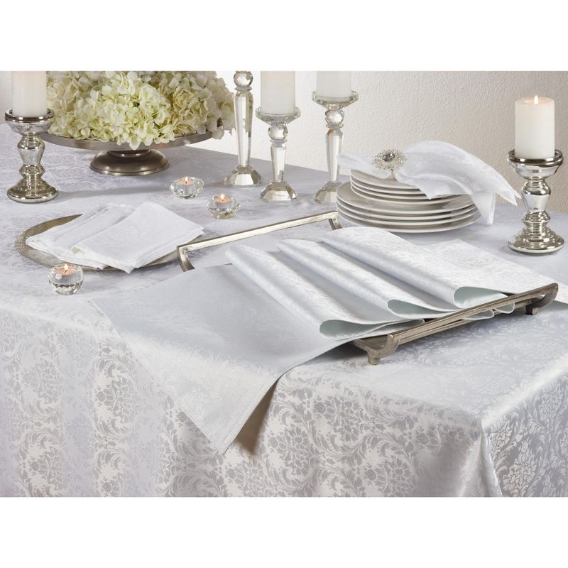 Saro Lifestyle Elegant Damask White Table Napkins (Set of 12)