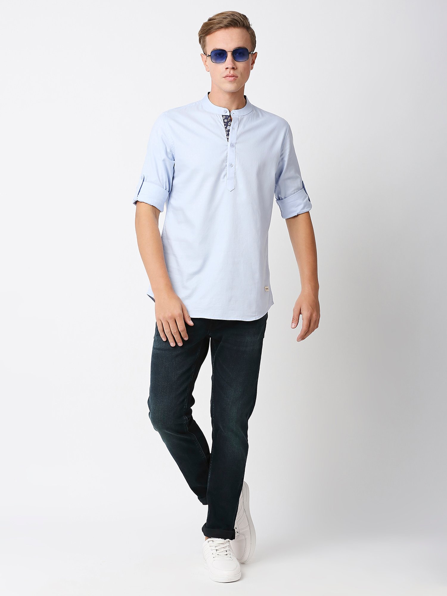 SOLEMIO Sky Blue Slim Fit Shirt