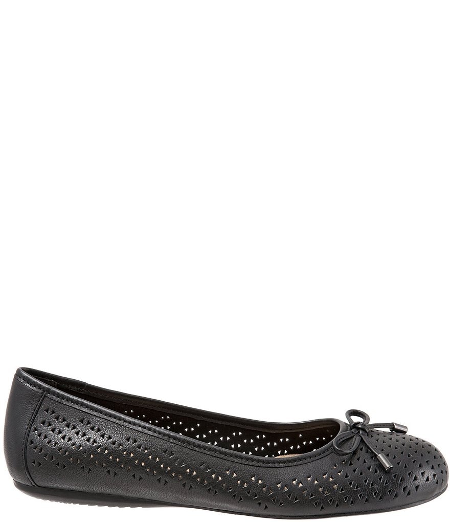 SoftWalk Napa Laser Perforated Bow Detail Ballerina Flats