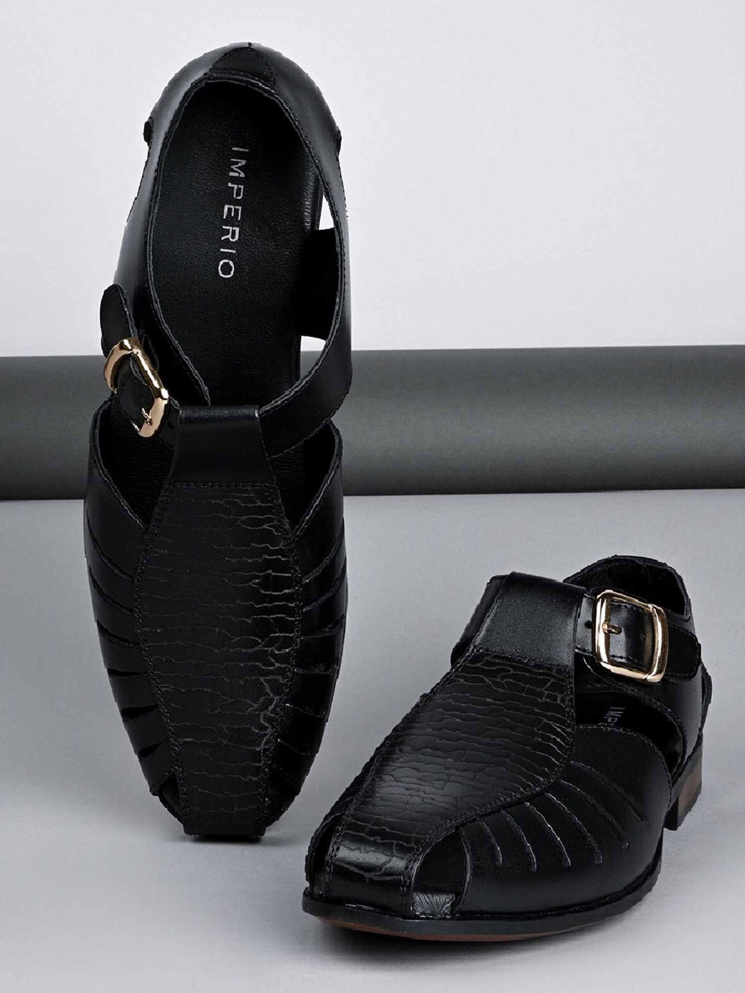 Imperio by Regal Men's Black Fisherman Sandals