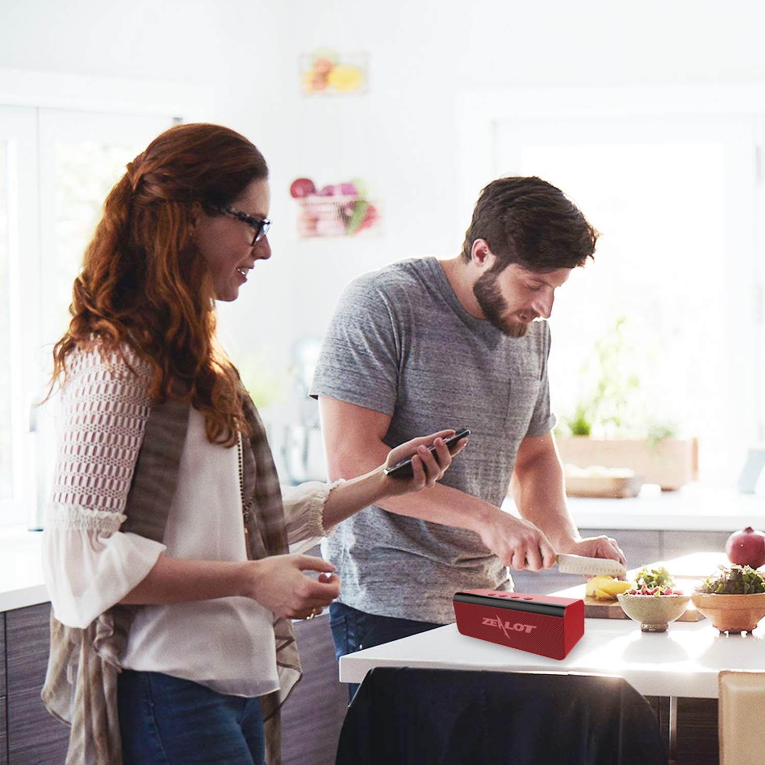 ZEALOT S31 Portable Bluetooth Speakers, Wireless Bluetooth Speaker with Loud Stereo Sound,Exceptional Bass Indoor/Outdoor 33 ft Bluetooth Range Built-in Mic,Perfect for Home, iPhone,Samsung(Red)