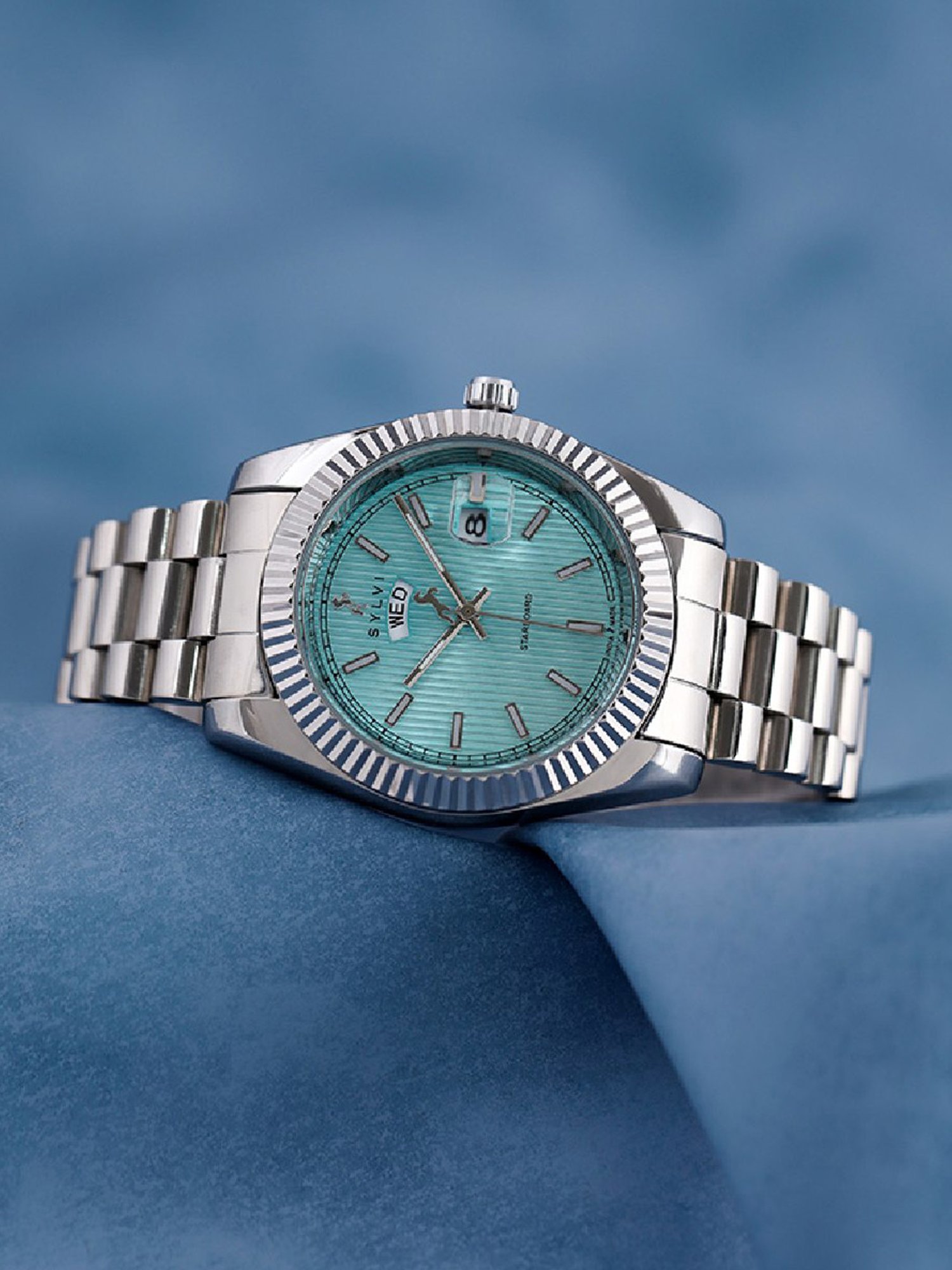 Sylvi Nitroneon 1 Starboard Analog Watch for Men