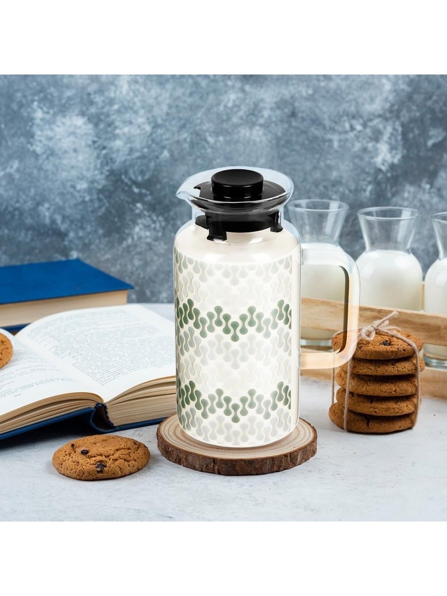 Borosil Vista Transparent Borosilicate Glass Jug with Lid (1000 ML)