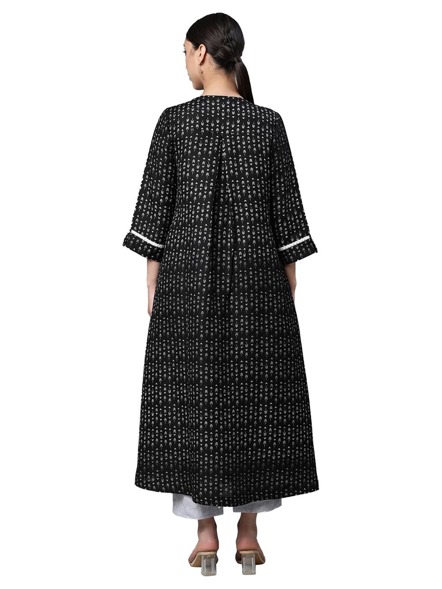 Linen Club Woman Black Printed Flared Kurta