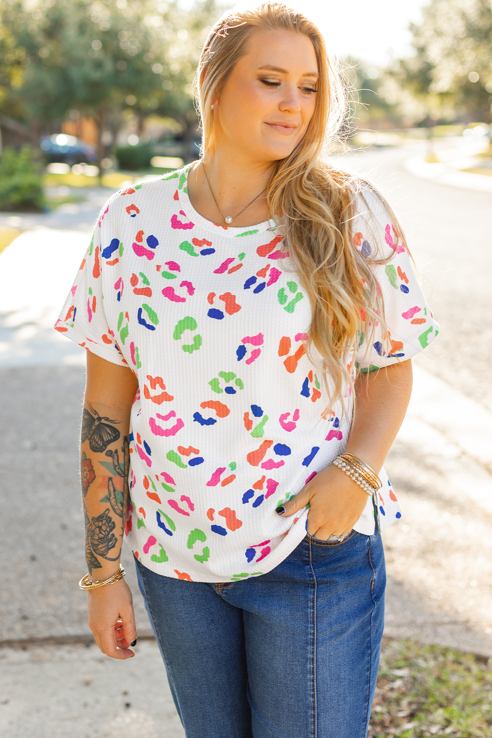 Rose Leopard Print V Neck Plus Size Tee