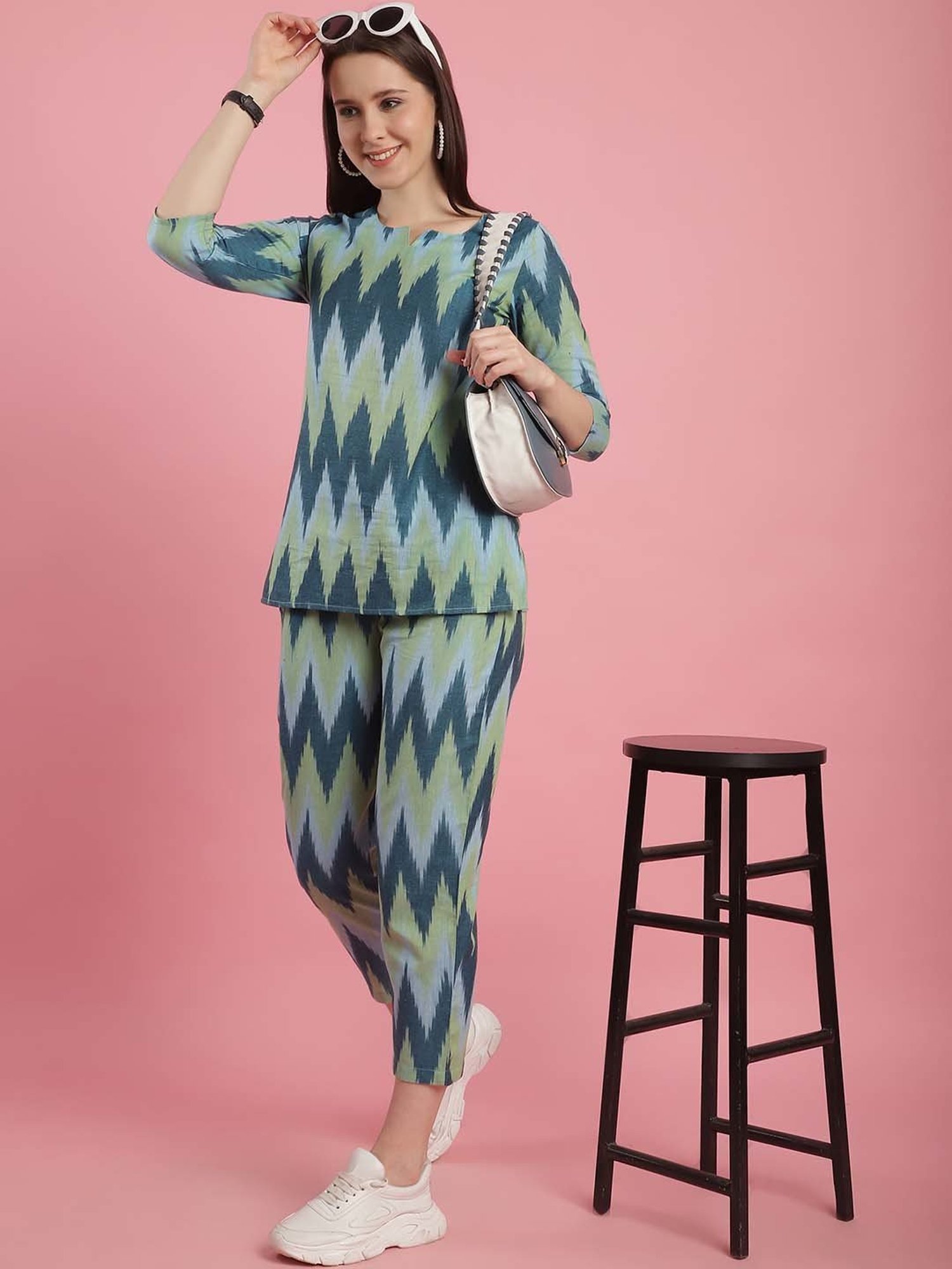 Prakrti Green & Blue Cotton Printed Top Capri Set