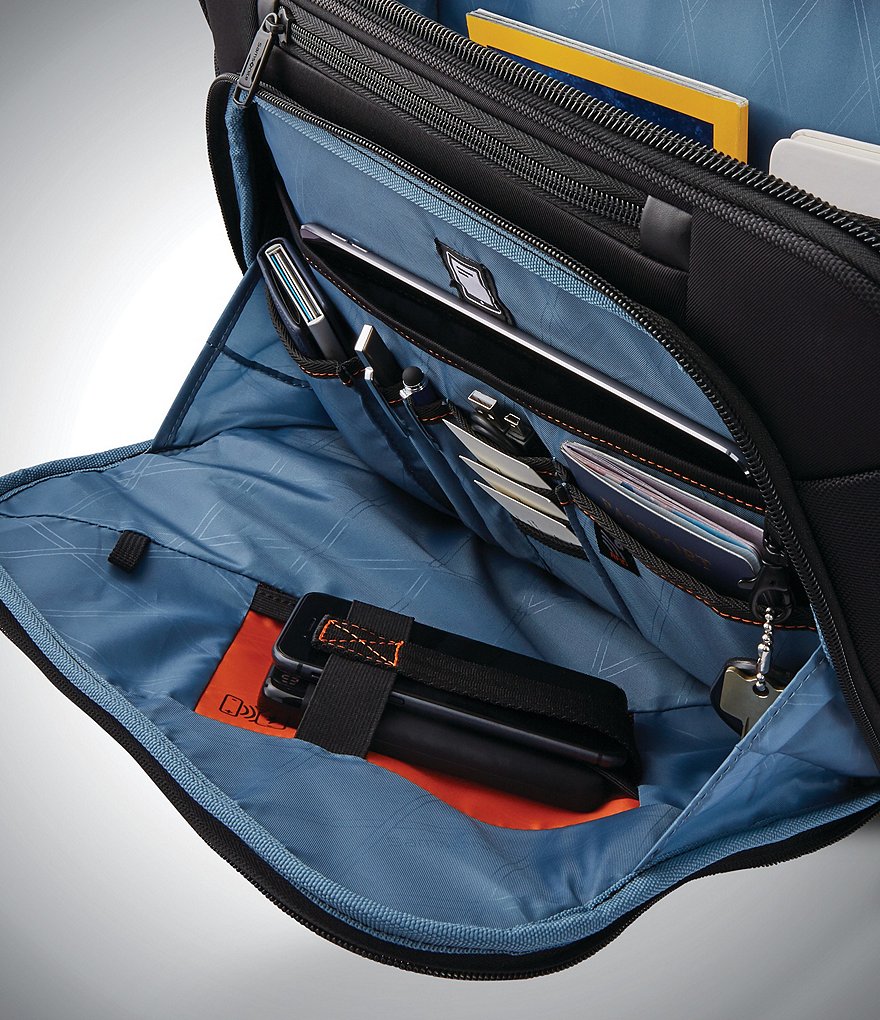 Chariot Travelware Parrot 2pc Luggage Set