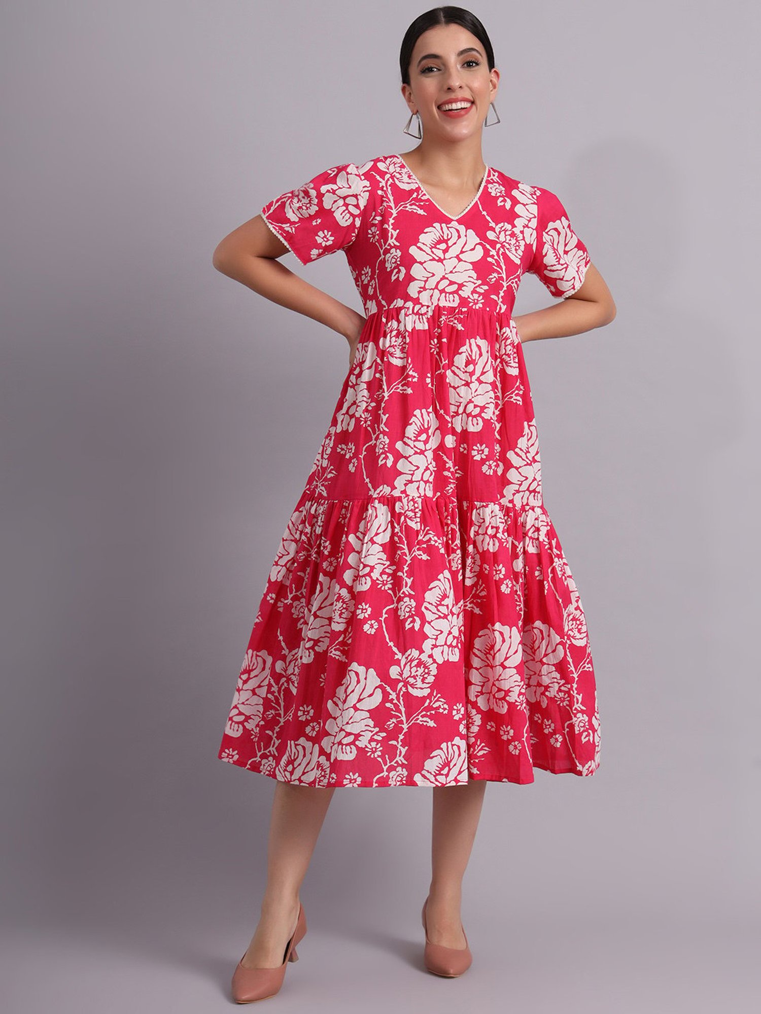 DECKEDUP Magenta Floral Print Midi Dress