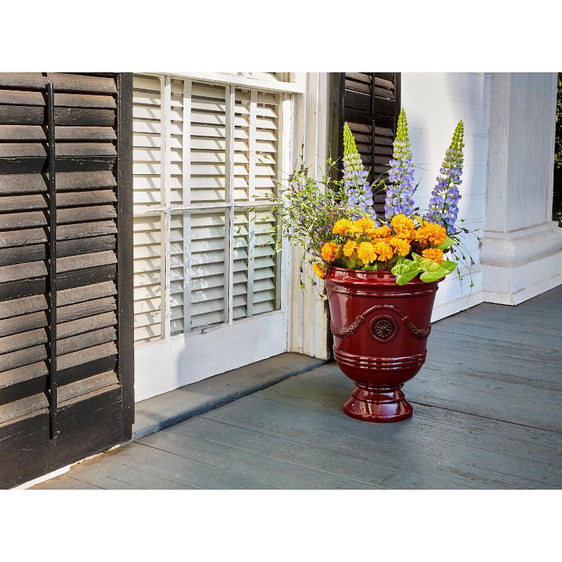 15" Porter Urn, Oxblood - Southern Patio