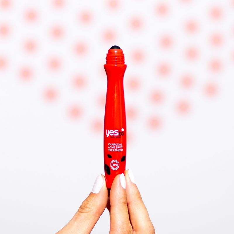 Yes To Tomatoes Detoxifying Charcoal Acne Roller Ball Spot Treatment