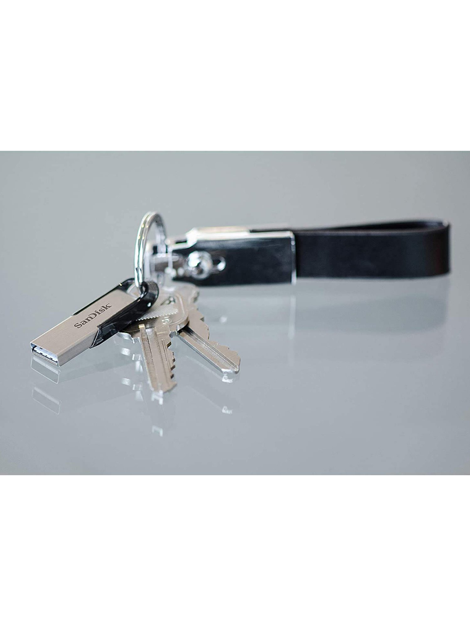 SanDisk Ultra Flair SDCZ73-512G-I35 512GB USB 3.0 Pen Drive (Silver)