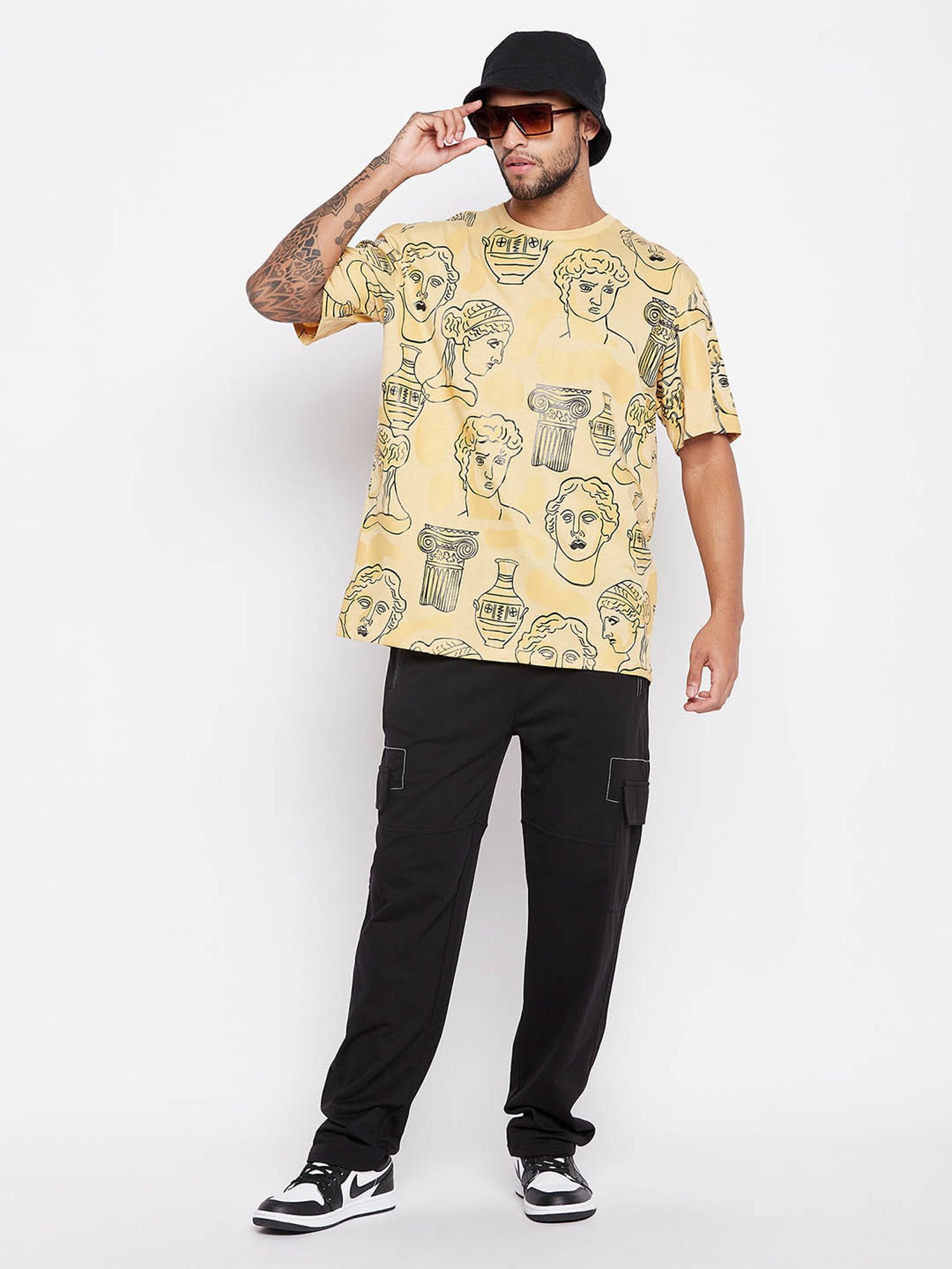 EDRIO Beige Regular Fit Printed T-Shirt