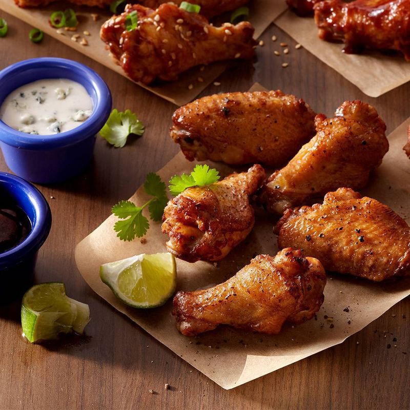 Foster Farms Simply Raised USDA Antibiotic Free Party Chicken Wings - 1-2.5lbs - price per lb