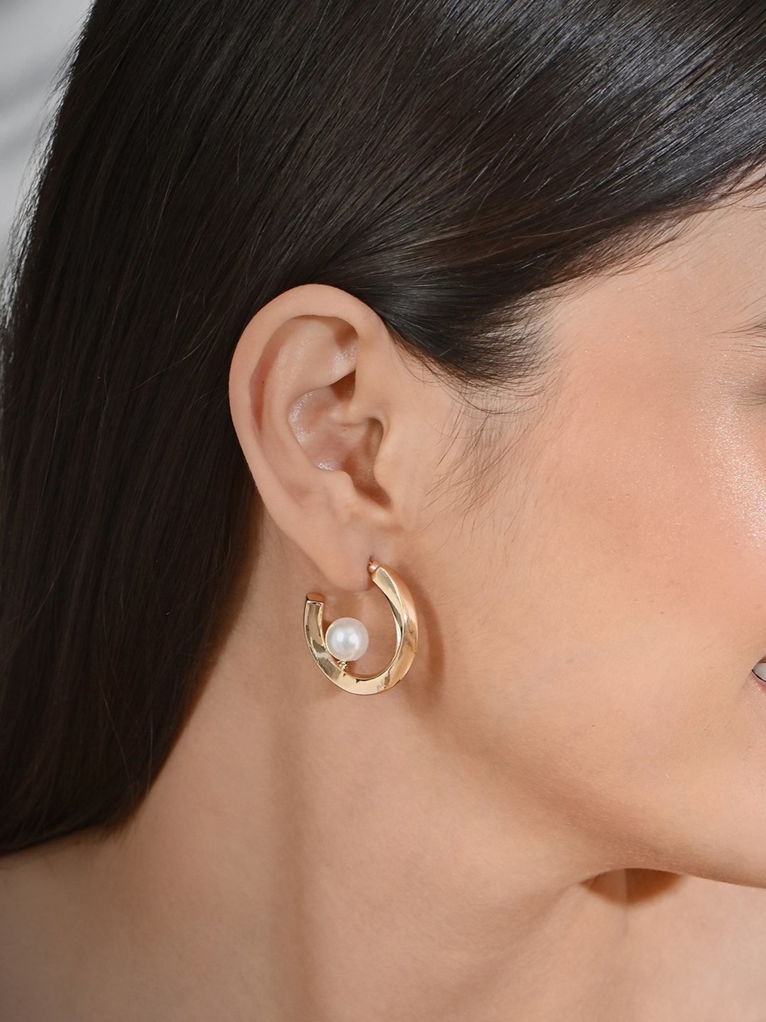 ToniQ Stylish White Pearl Beach Hoop Earrings for Women & Girls