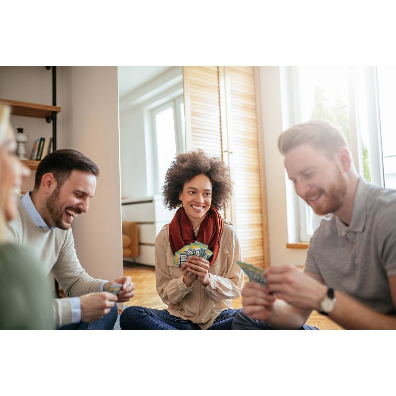 UNO Iconic 1990's Card Game