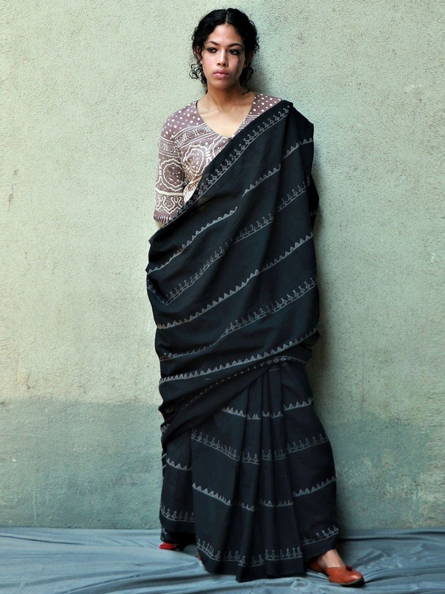 Chidiyaa Black Fly Me to the Moon Matilda Hand Blockprinted Cotton Saree