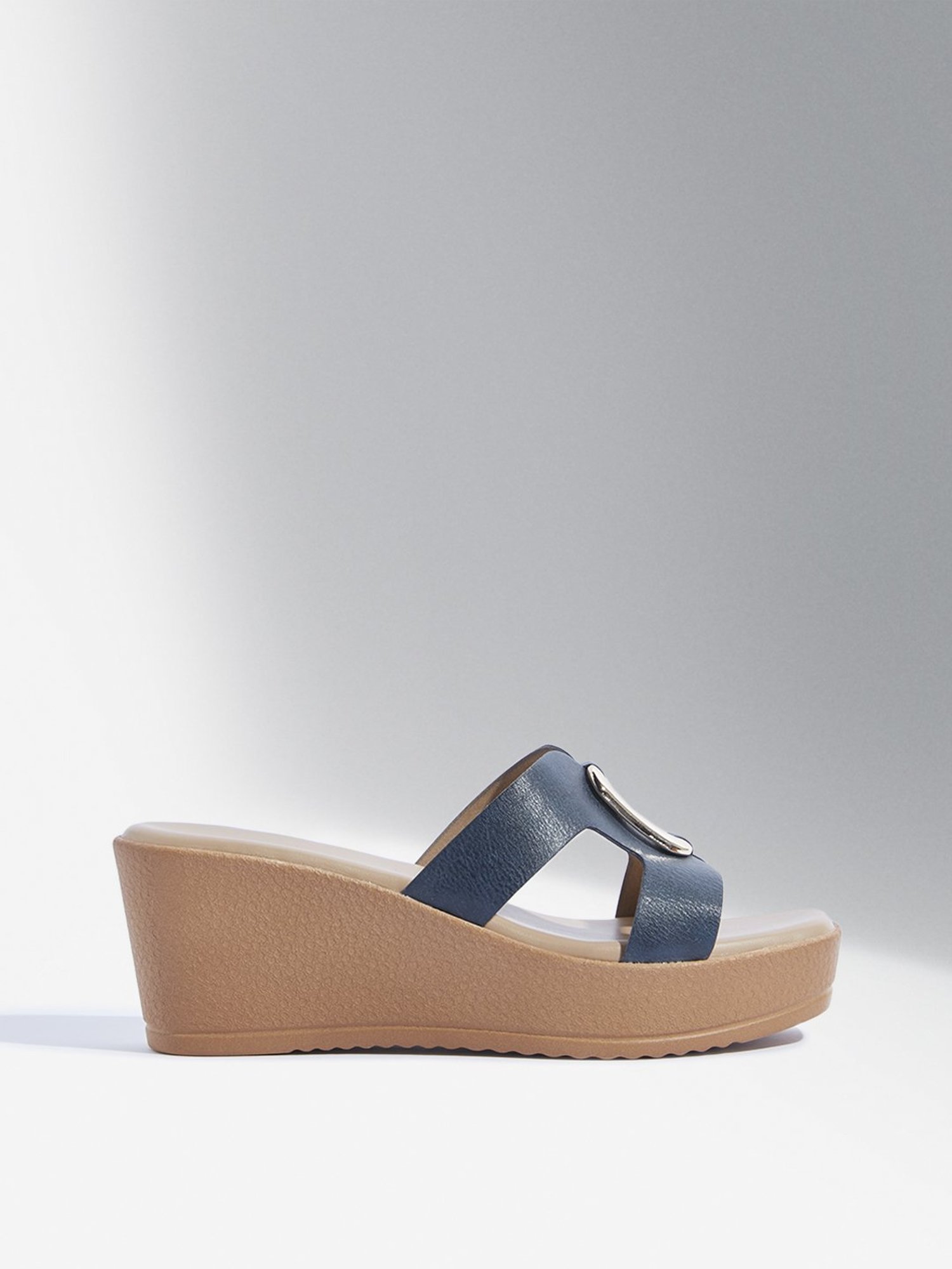 LUNA BLU by Westside Navy Hardware-Detailed Wedge-Heel Sandals
