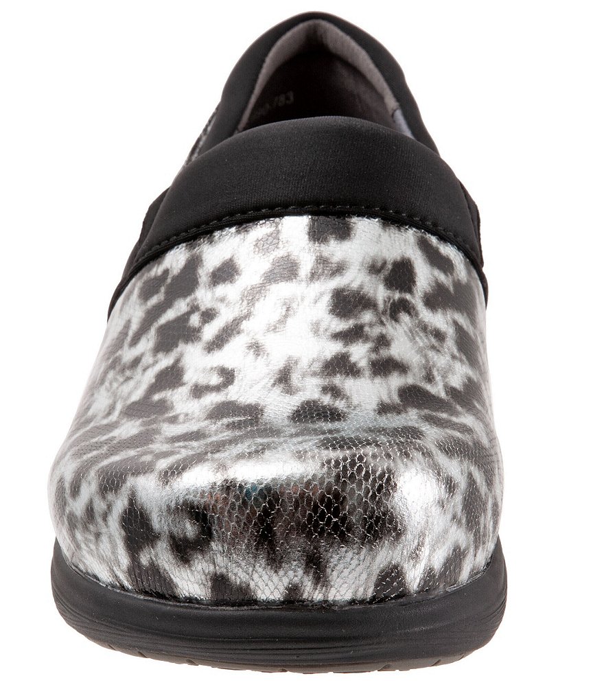 SoftWalk Meredith Sport Leopard Print Leather Slip-On Clogs