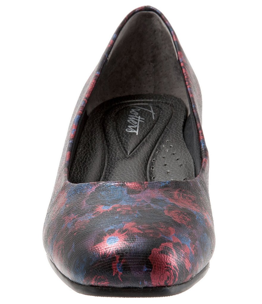 Trotters Lauren Floral Print Pumps