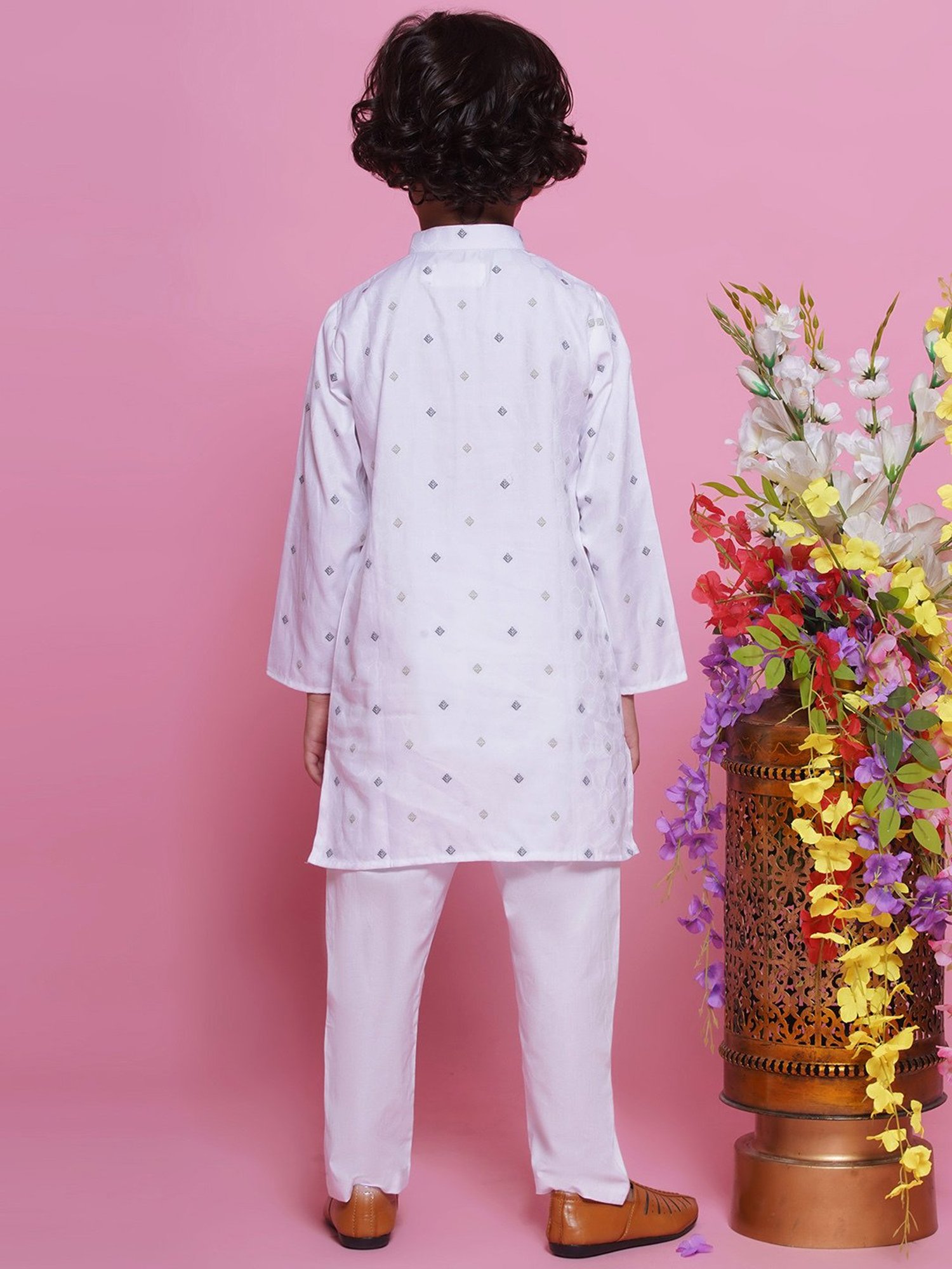 Little Bansi Kids White Printed Full Sleeves Kurta with Pyjamas