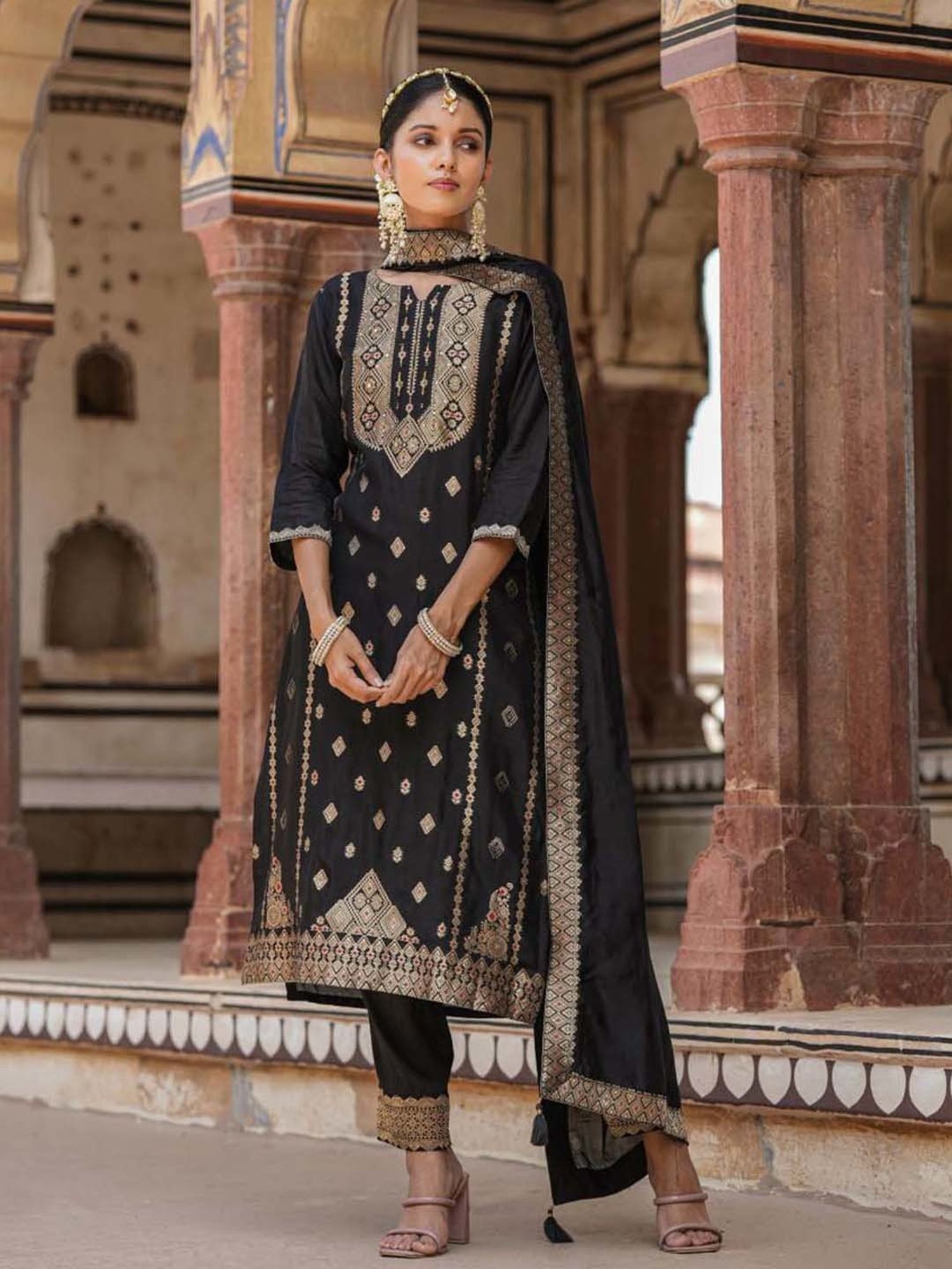 SCAKHI Black Embroidered Kurta Pant Set With Dupatta