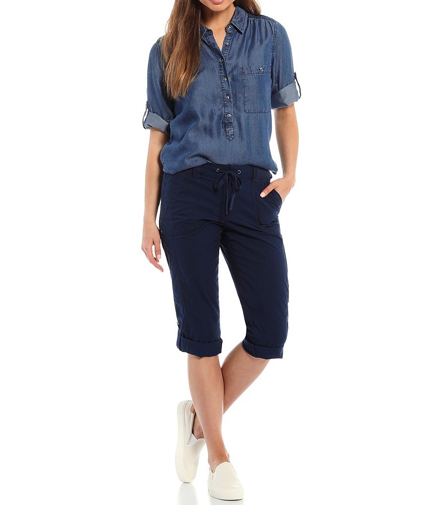 Intro The Poppy Roll-Tab Hem Capri Pants