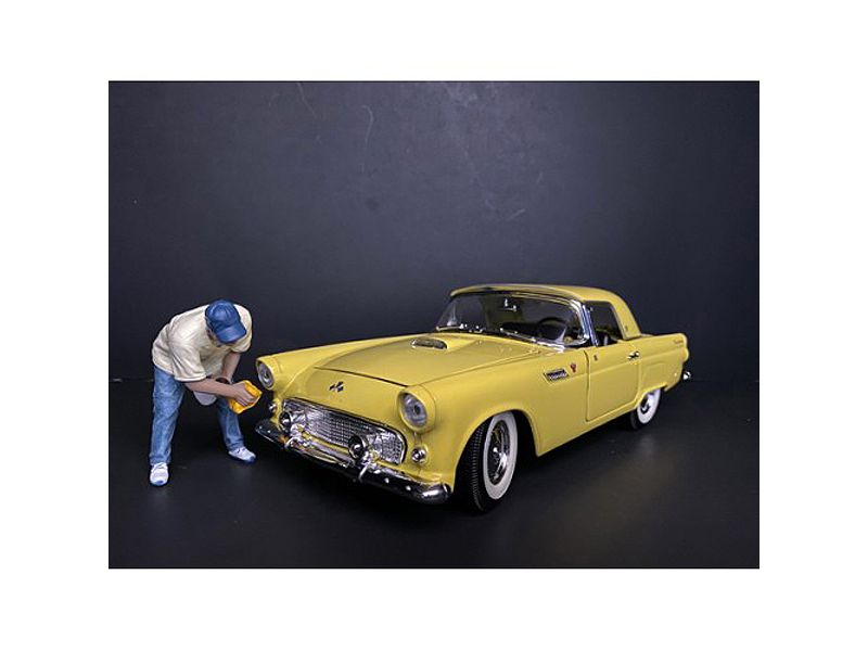 "Weekend Car Show" Figurine VI for 1/24 Scale Models by American Diorama
