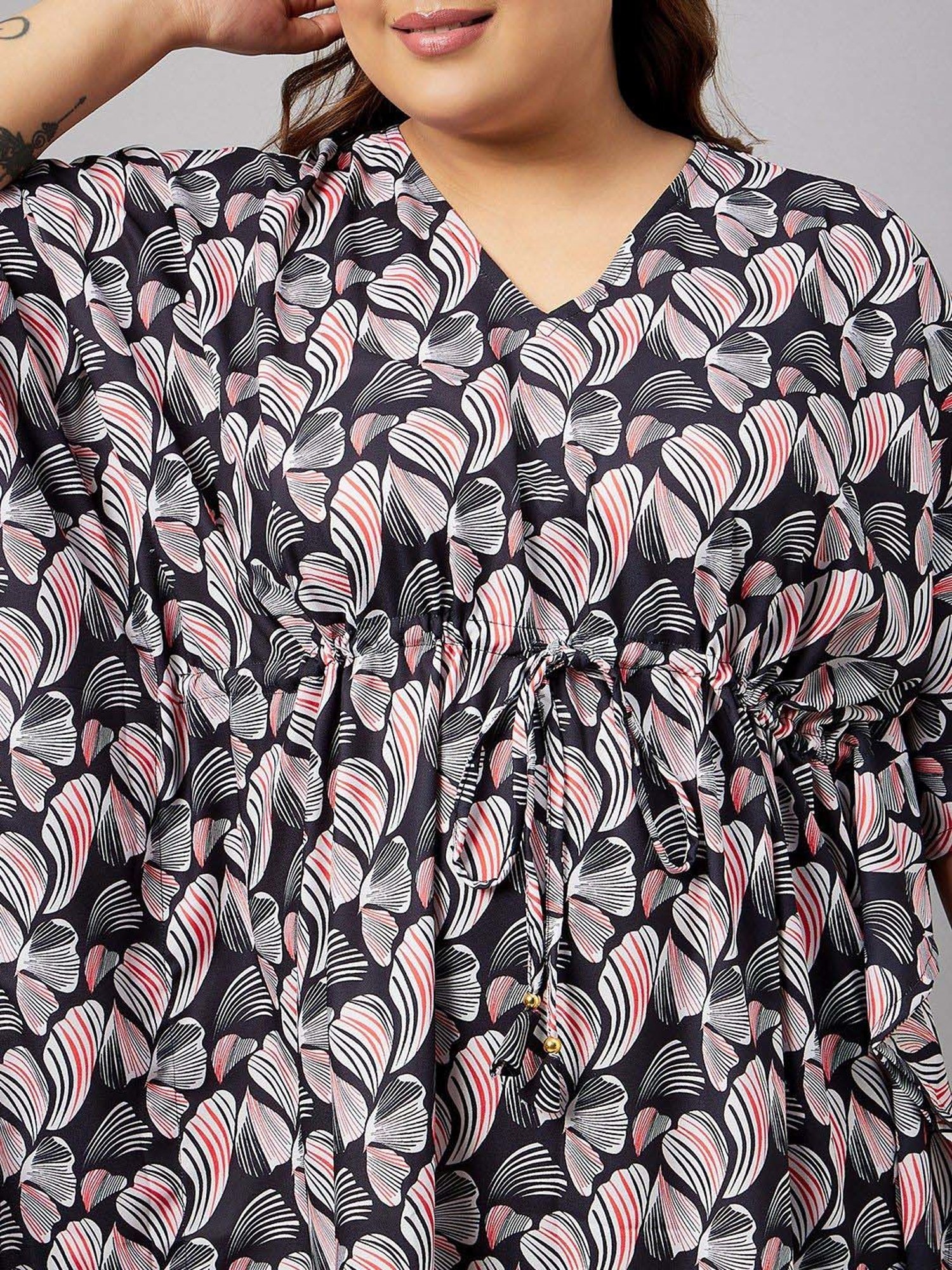 Secrets By ZeroKaata Black Printed Kaftan