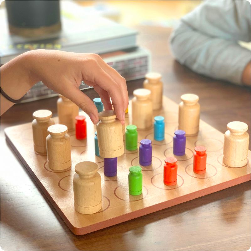 ROO GAMES - Kloak - Strategy Board Game for Kids and Adults - for Ages 8+ - Kloak and Unkloak to Get Three in A Row