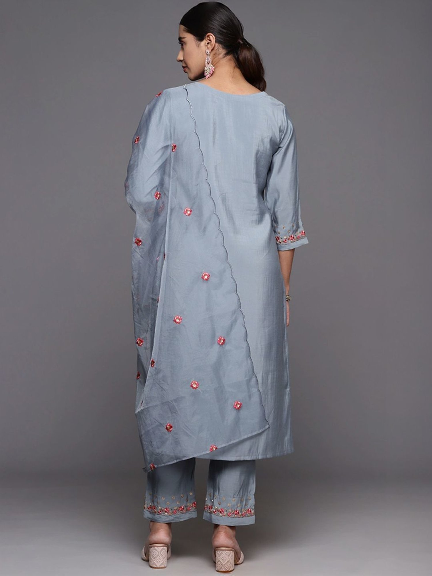 Varanga Grey Embroidered Kurta Pant Set With Dupatta