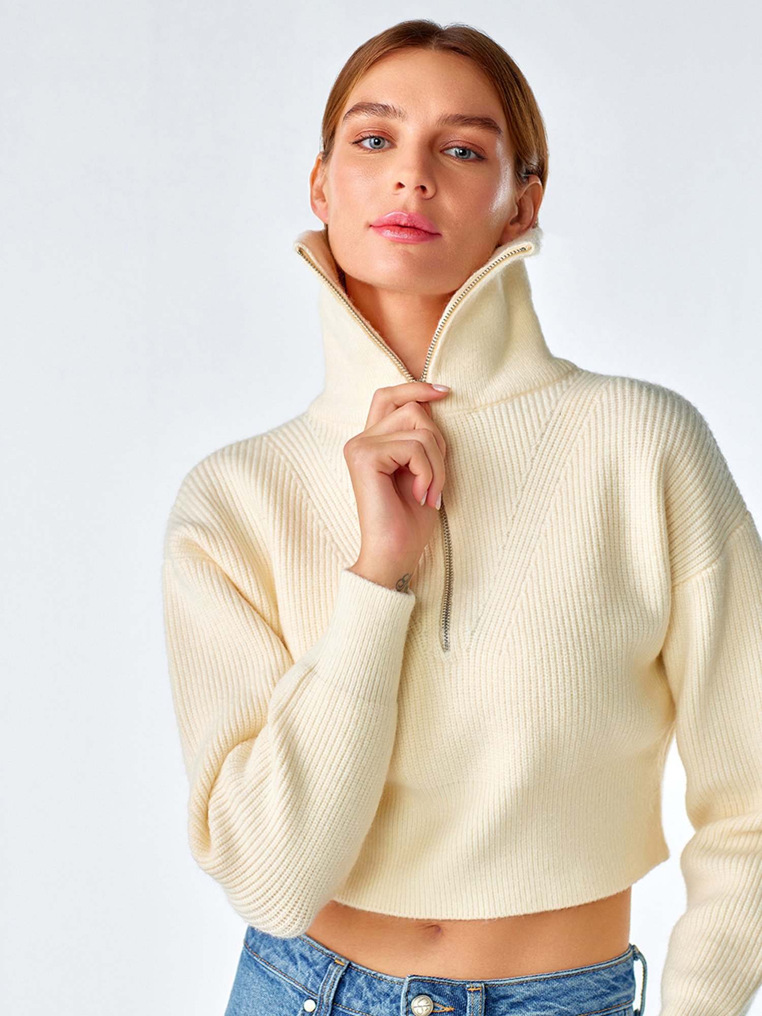 Cover Story Off White Regular Fit Pullover