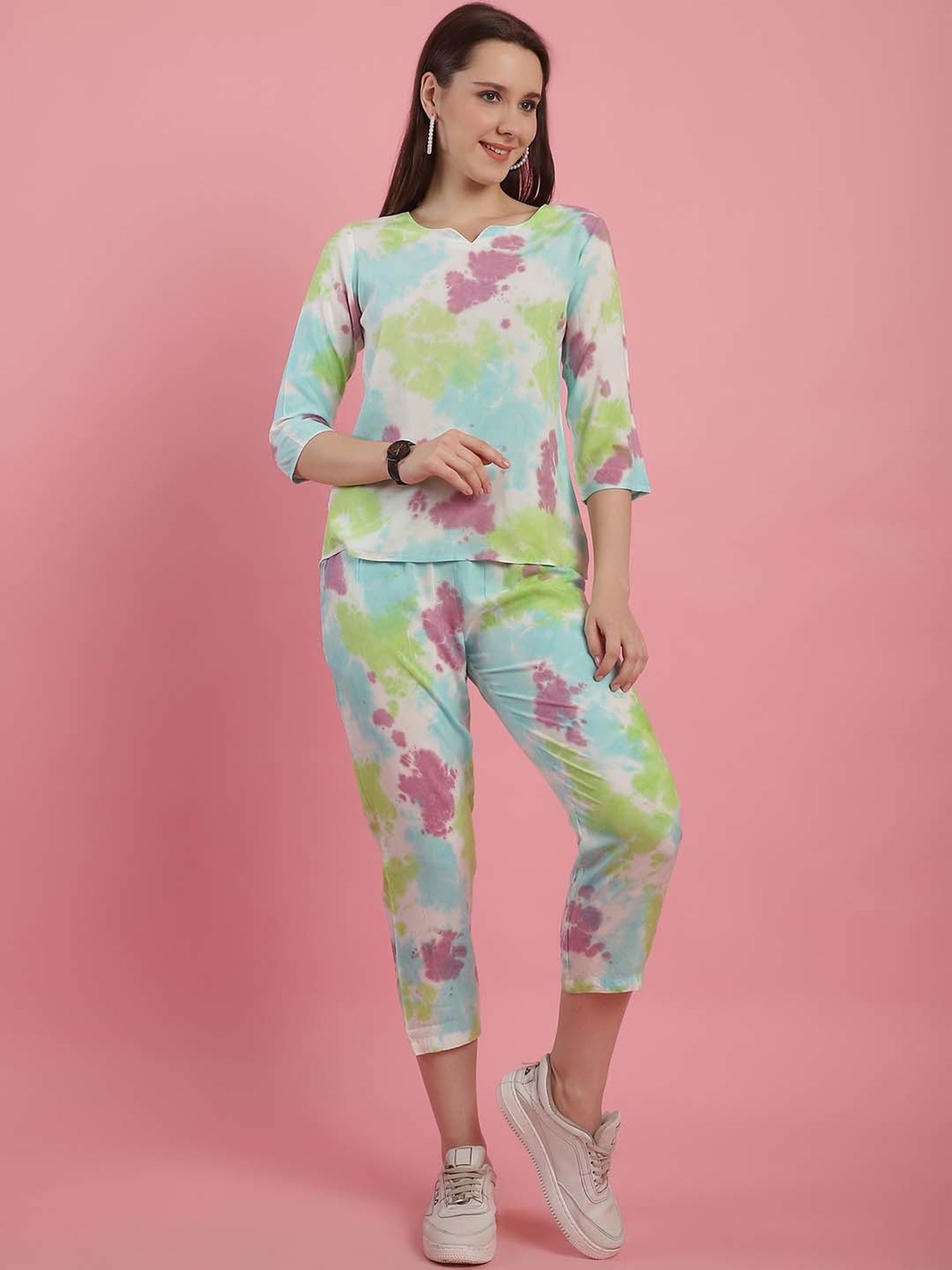 Prakrti Multicolored Tie & Dye Top Capri Set