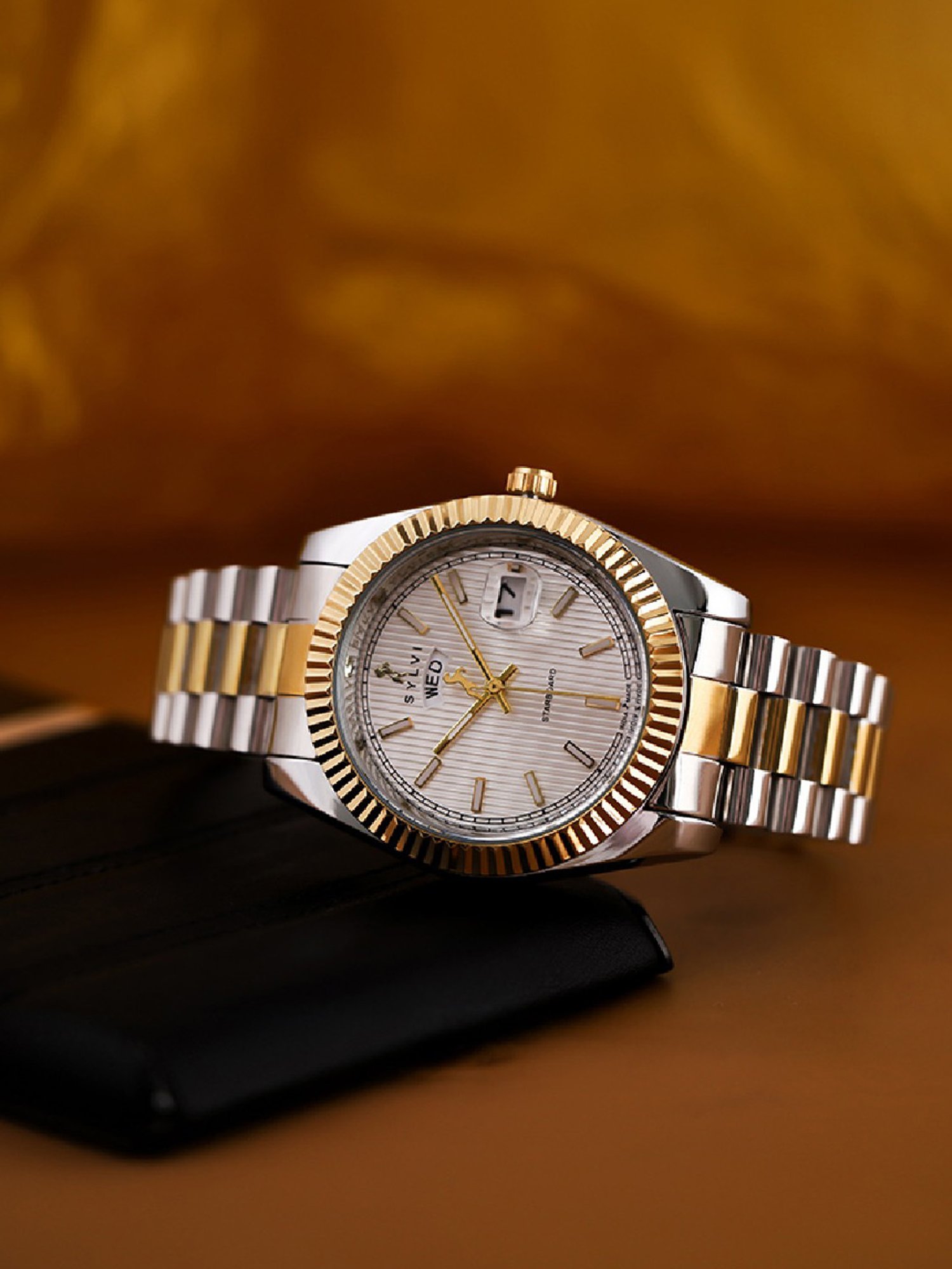 Sylvi Nitroneon 4 Starboard Analog Watch for Men